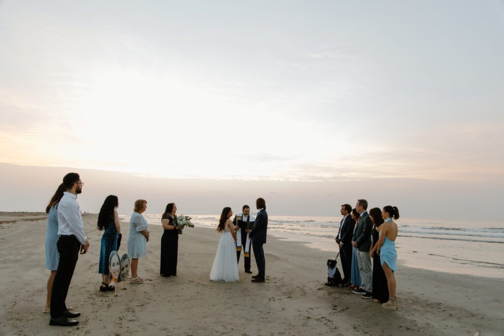 Beach elopement with family 